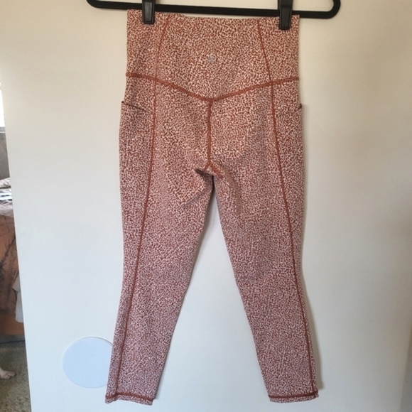 EUC Athleta Salutation Stash II Textured Tight Micro Leopard Rust Orange Small - Picture 5 of 11